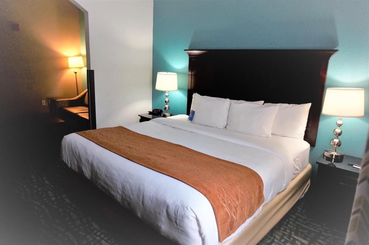 Comfort Inn & Suites Fort Lauderdale West Turnpike Lauderdale Lakes Dış mekan fotoğraf